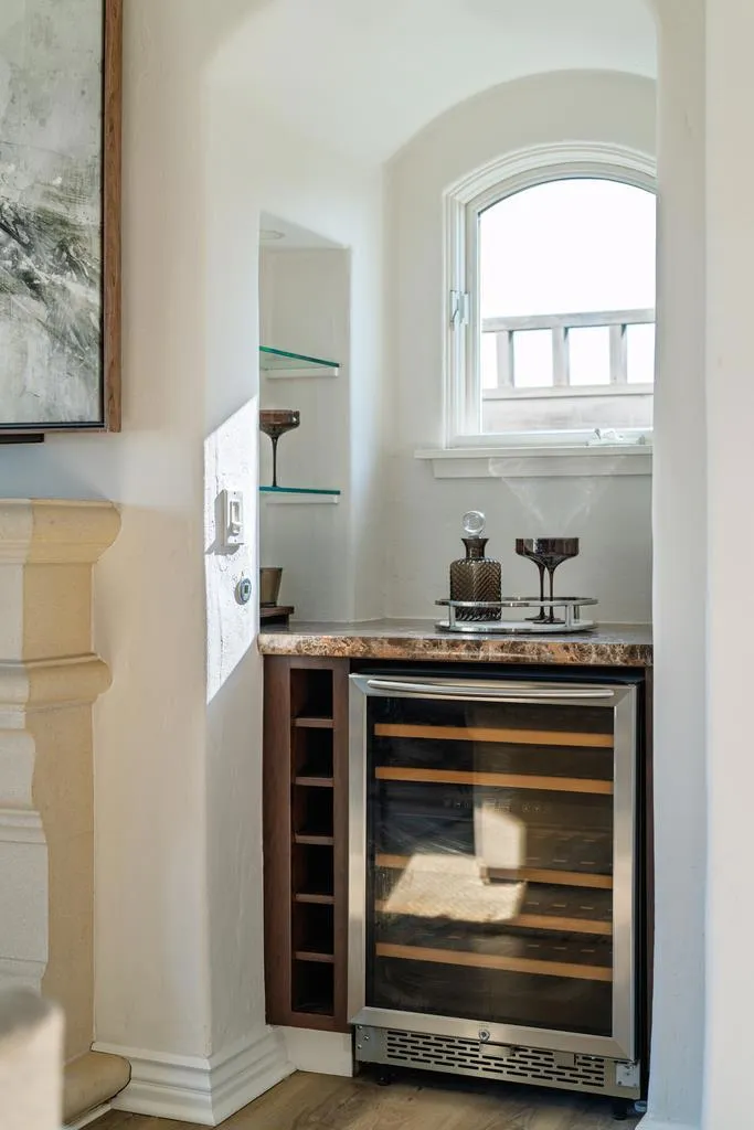 304 Grand Avenue Capitola, CA 95010