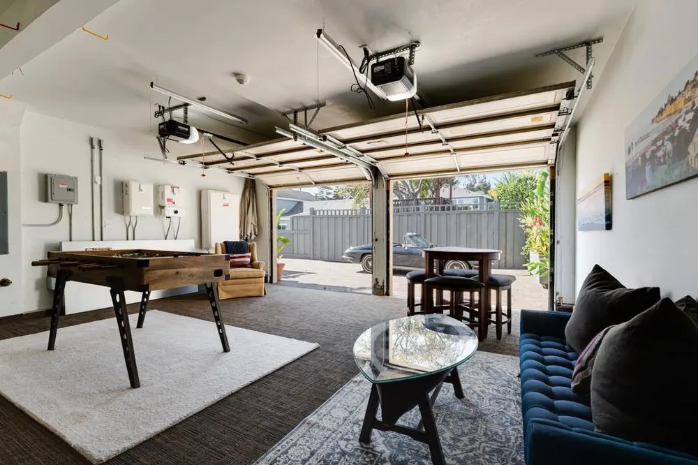 304 Grand Avenue Capitola, CA 95010