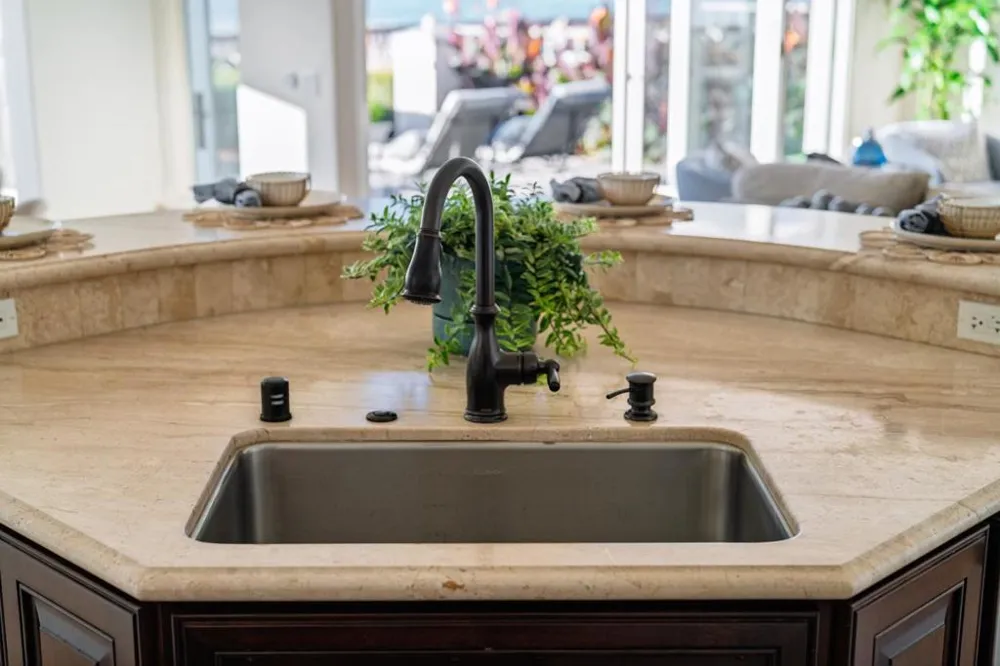 304 Grand Avenue Capitola, CA 95010