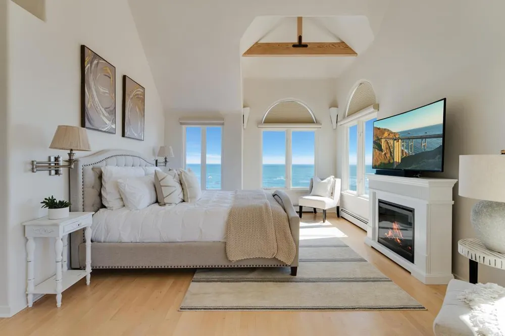 304 Grand Avenue Capitola, CA 95010