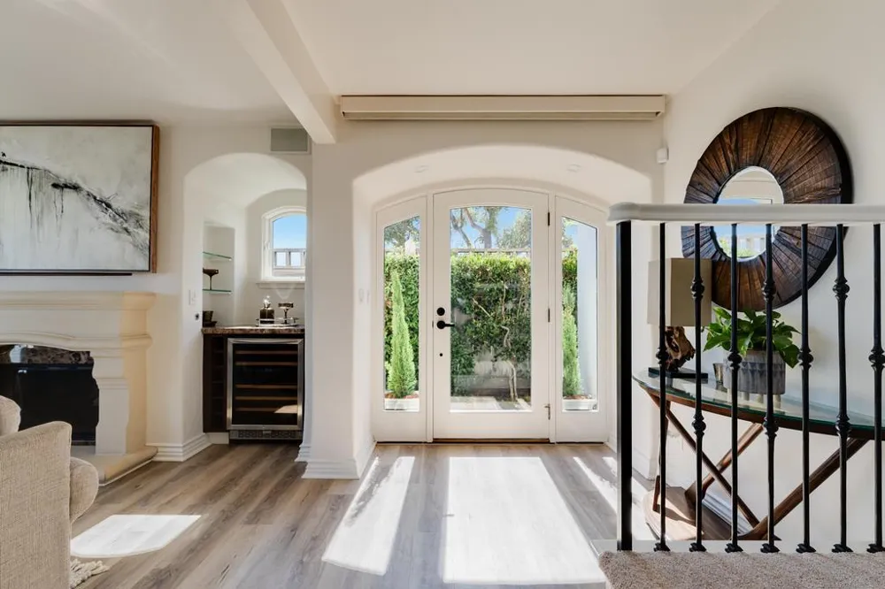 304 Grand Avenue Capitola, CA 95010
