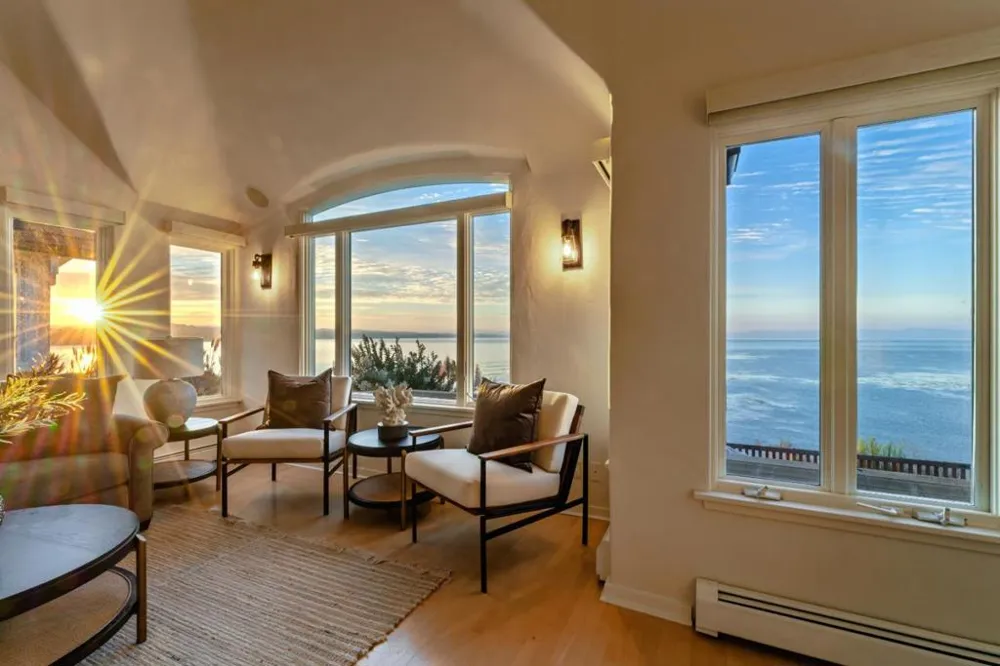 304 Grand Avenue Capitola, CA 95010