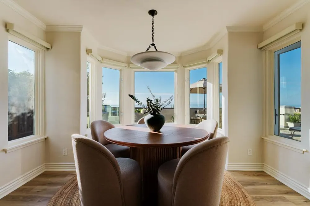 304 Grand Avenue Capitola, CA 95010