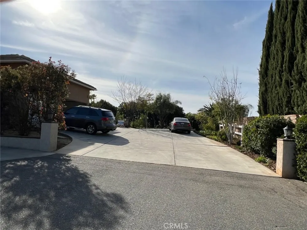 14359 Dove Canyon Riverside, CA 92503