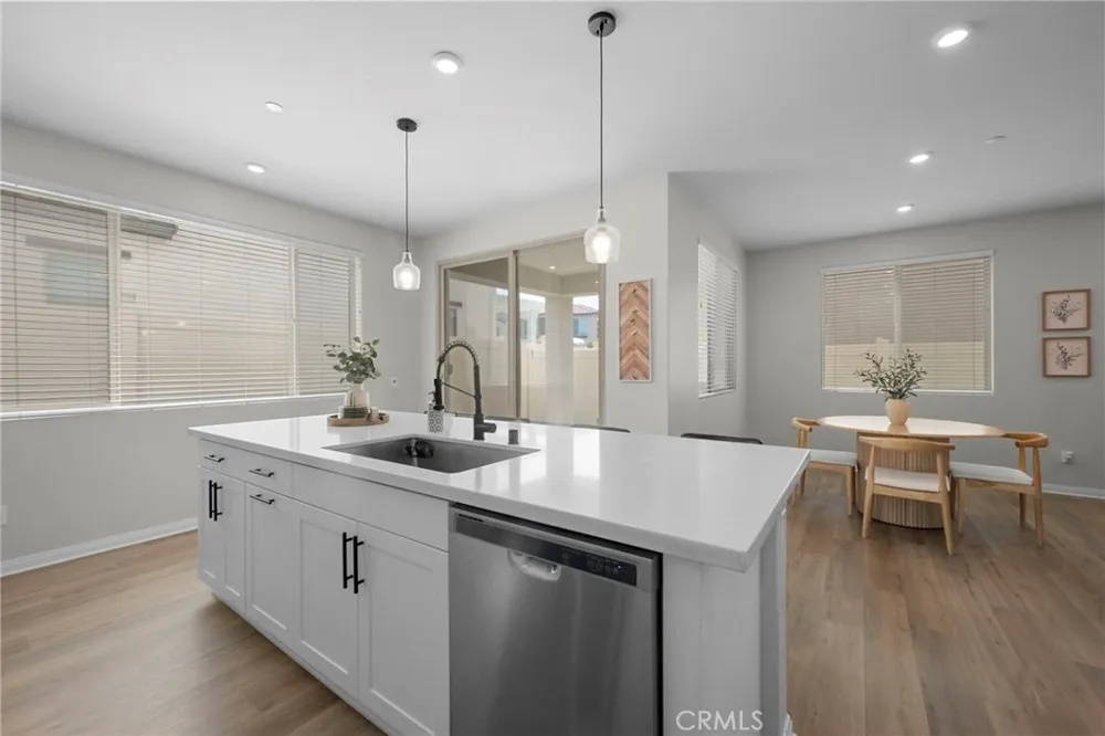 1927 S Apple Tree San Bernardino, CA 92408