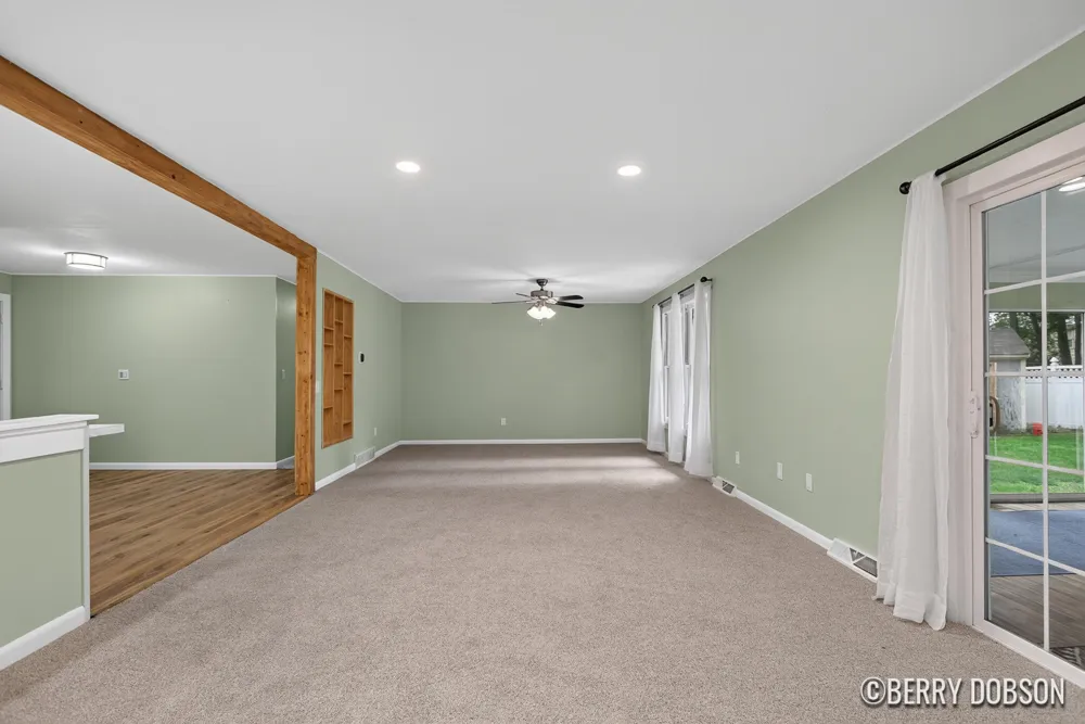 2217 Highlander Drive SE Kentwood, MI 49508