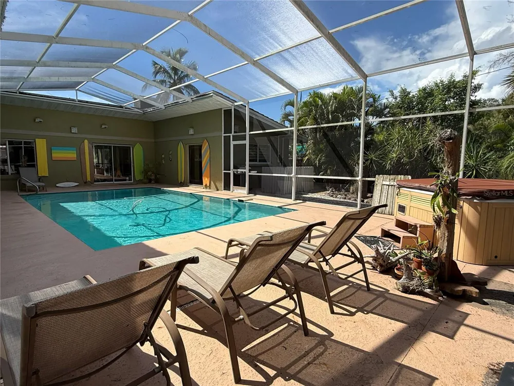 5541 CAPE AQUA DRIVE Sarasota, FL 34242
