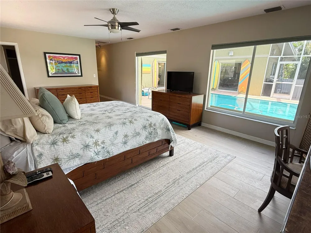 5541 CAPE AQUA DRIVE Sarasota, FL 34242