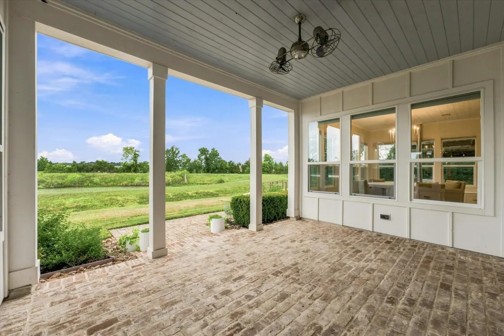 11718 W Border Oak Drive Magnolia, TX 77354