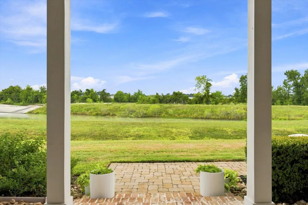 11718 W Border Oak Drive Magnolia, TX 77354