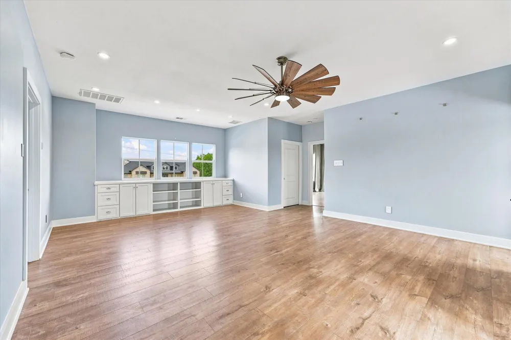 11718 W Border Oak Drive Magnolia, TX 77354