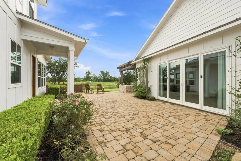 11718 W Border Oak Drive Magnolia, TX 77354