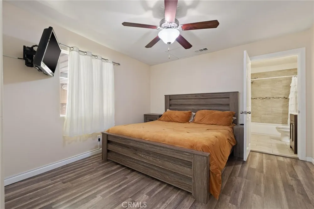 1513 W 138TH Compton, CA 90222