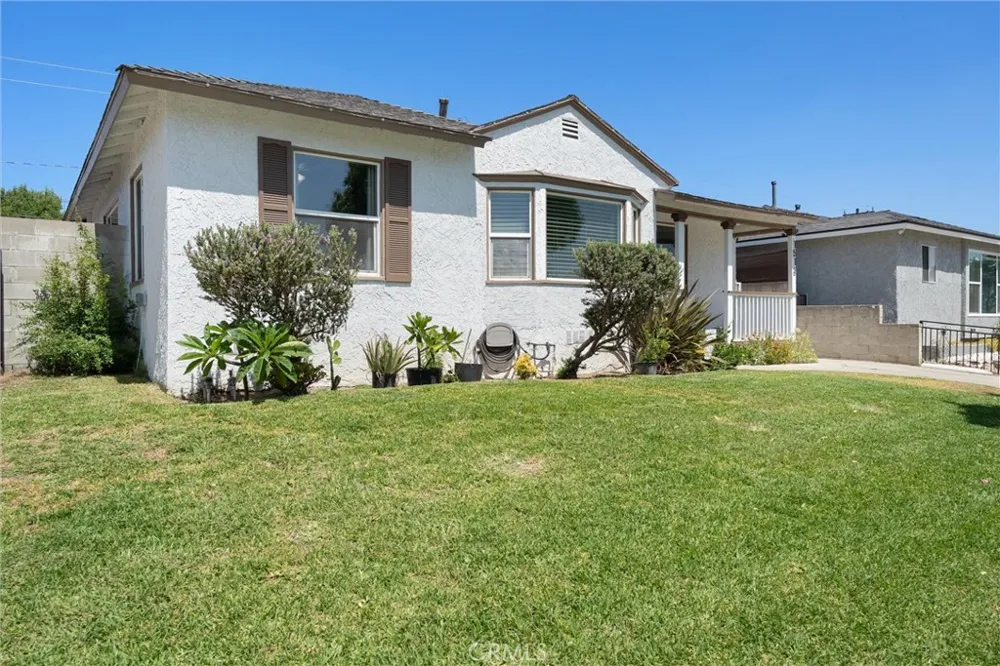 1513 W 138TH Compton, CA 90222