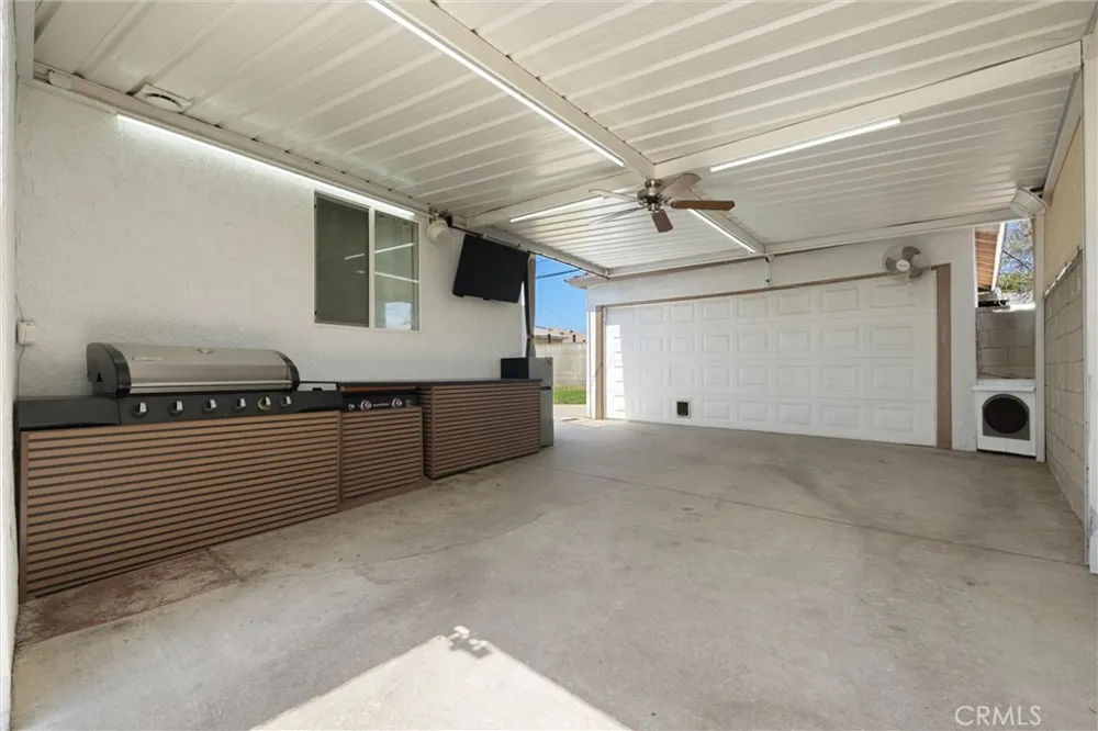 1513 W 138TH Compton, CA 90222