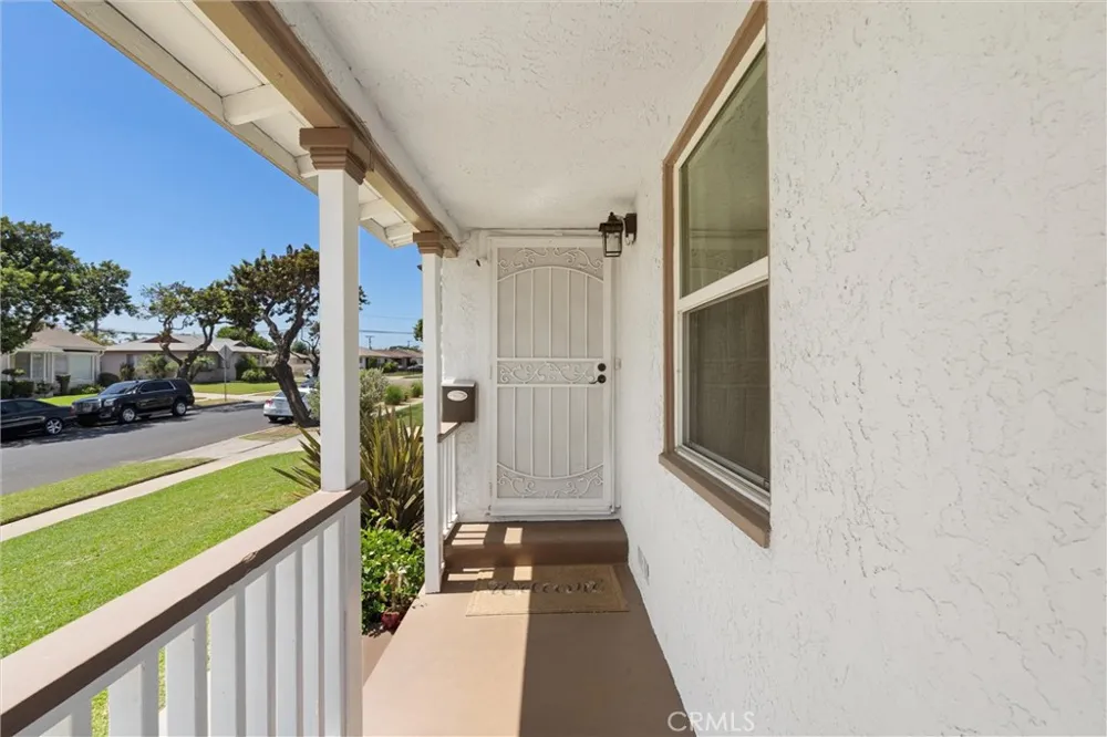 1513 W 138TH Compton, CA 90222