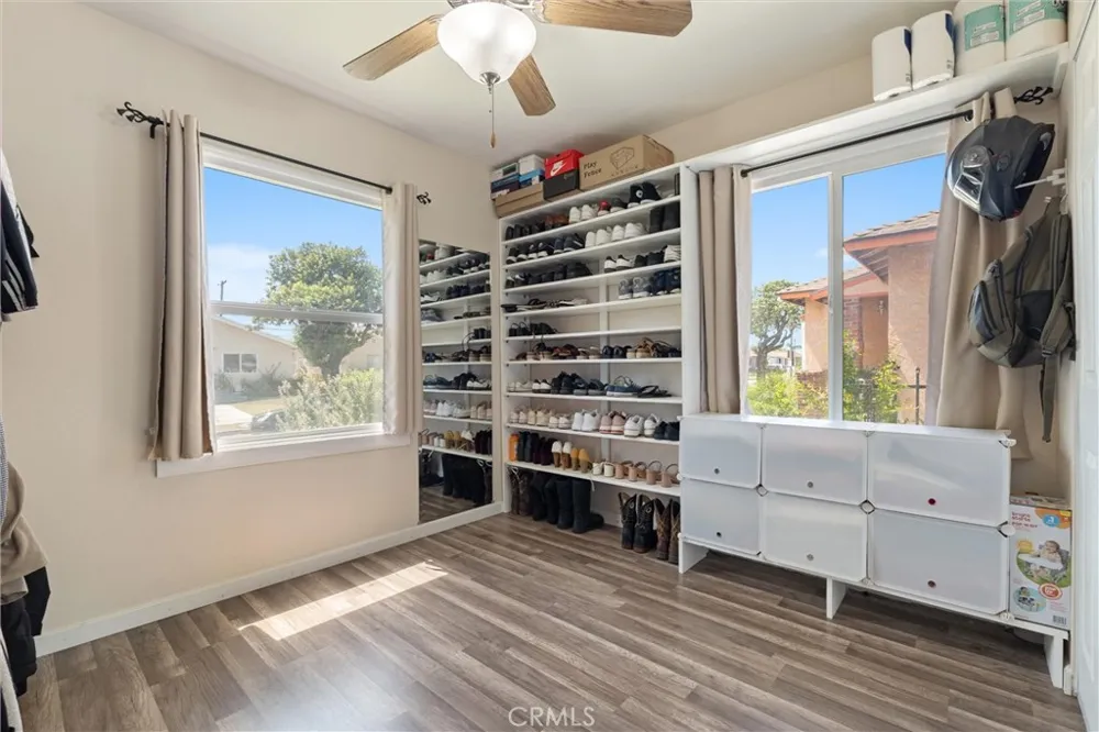 1513 W 138TH Compton, CA 90222