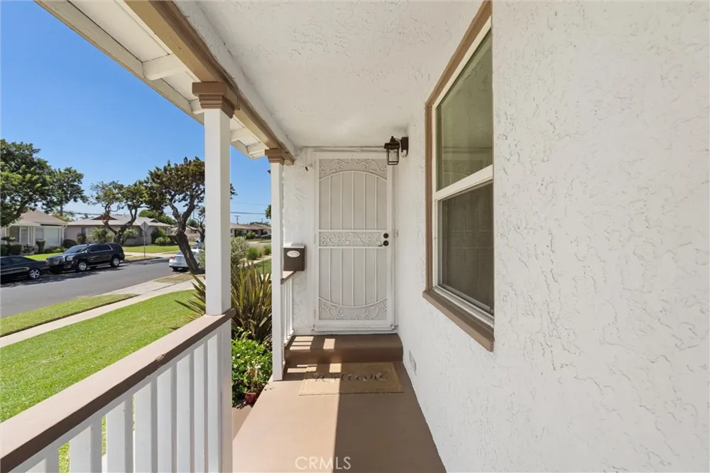 1513 W 138TH Compton, CA 90222