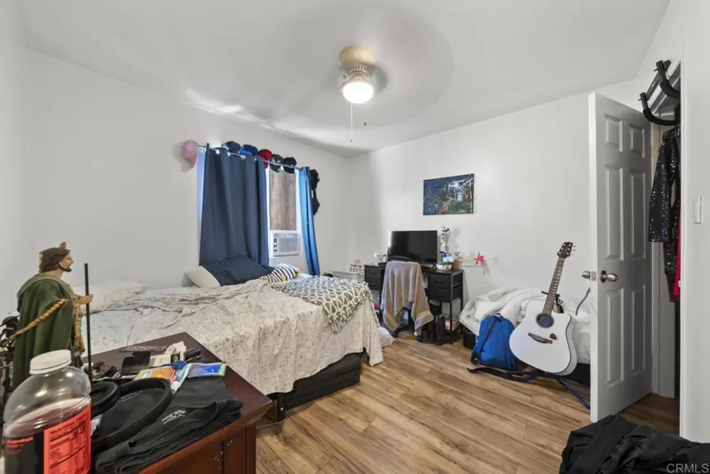 10520 California Avenue South Gate, CA 90280