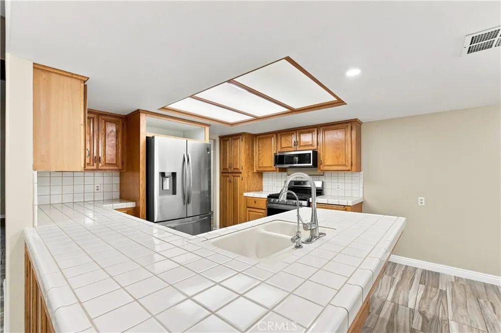 31302 Electric Nuevo, CA 92567