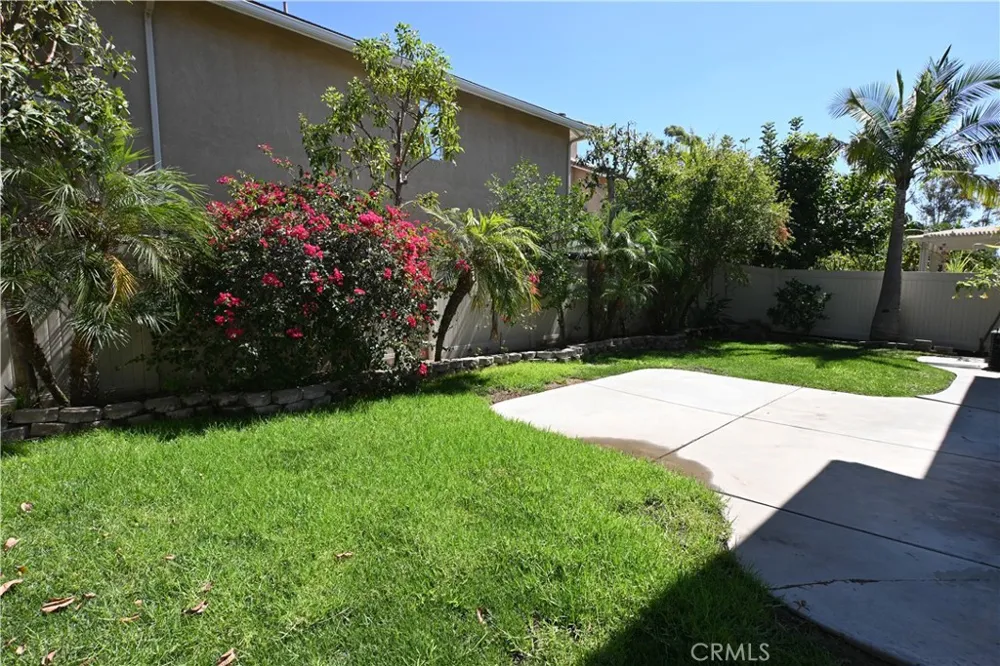 37 Amoret Irvine, CA 92602