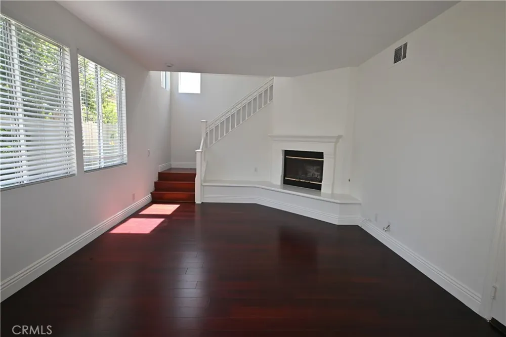 37 Amoret Irvine, CA 92602