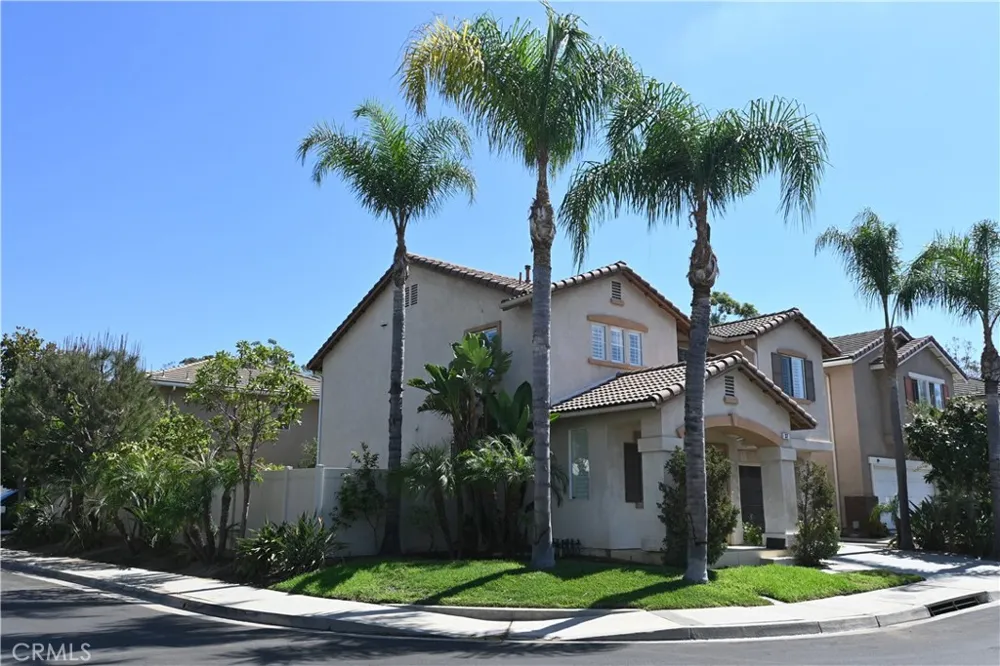 37 Amoret Irvine, CA 92602