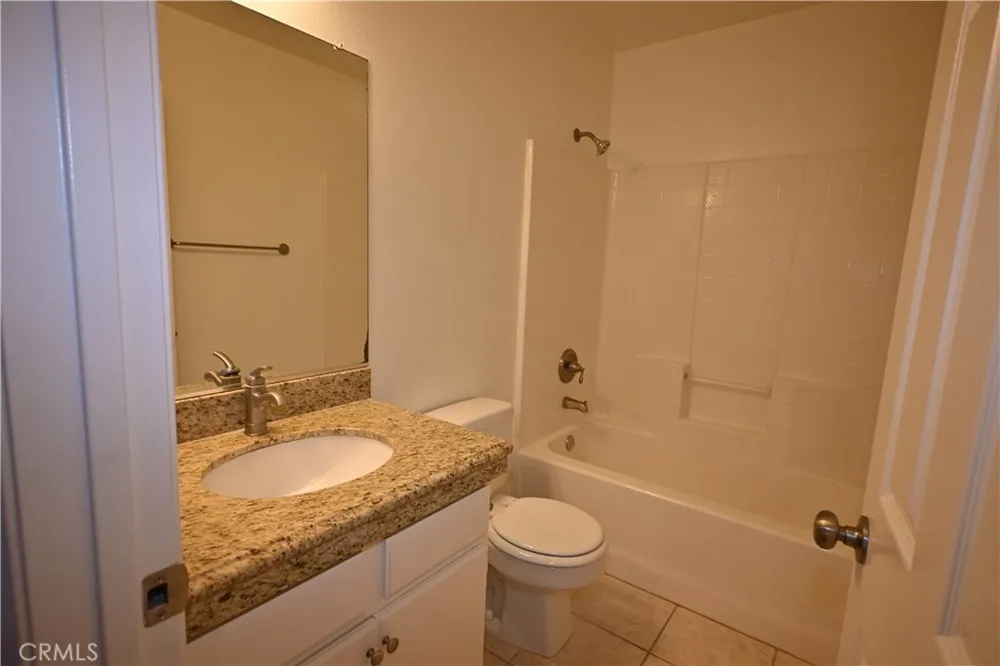 37 Amoret Irvine, CA 92602