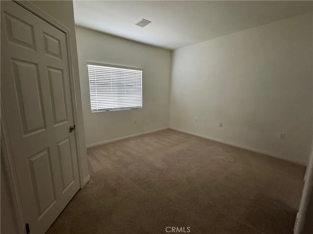 9301 Shirley Avenue #13 Northridge, CA 91324