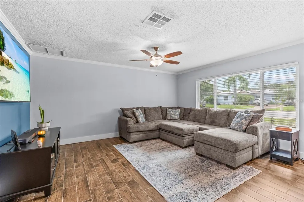 1707 HIBISCUS CIRCLE N Oldsmar, FL 34677