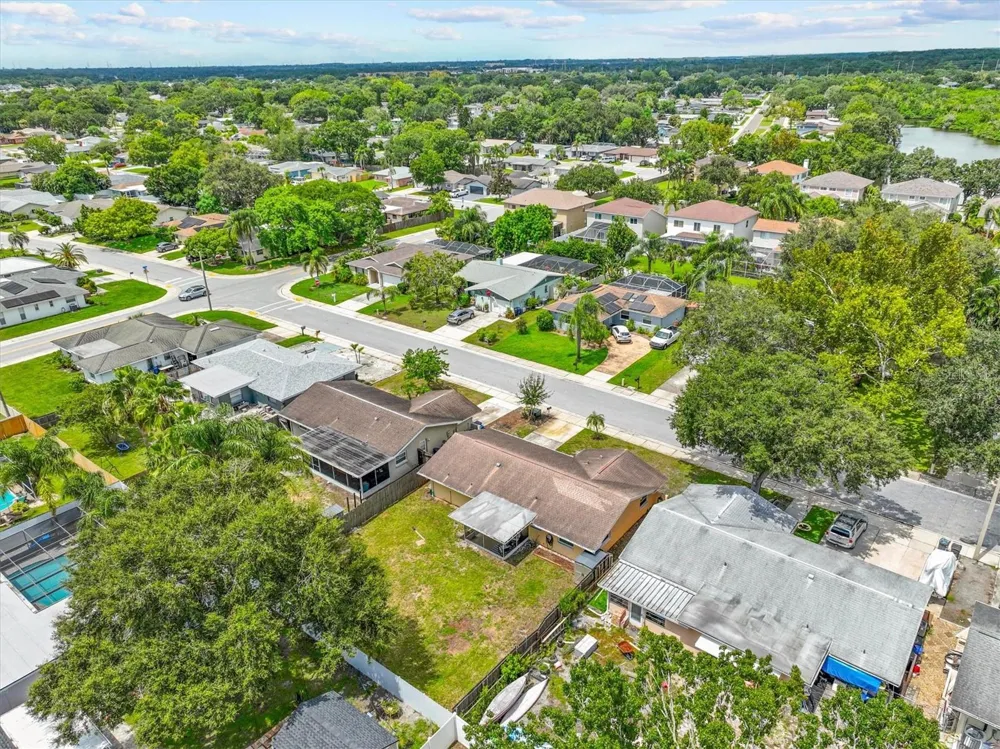 1707 HIBISCUS CIRCLE N Oldsmar, FL 34677