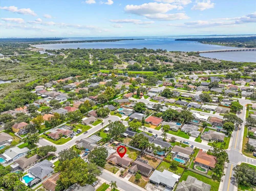 1707 HIBISCUS CIRCLE N Oldsmar, FL 34677