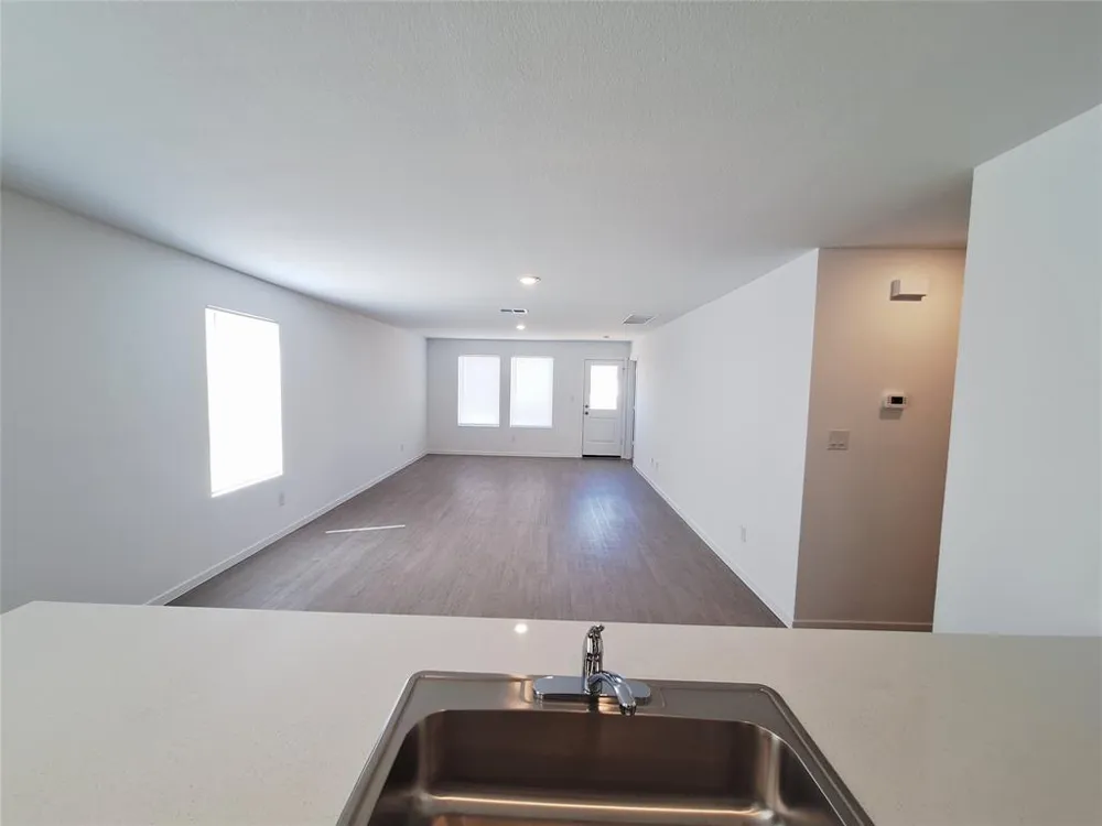 510 Firedance Court Hutto, TX 78634