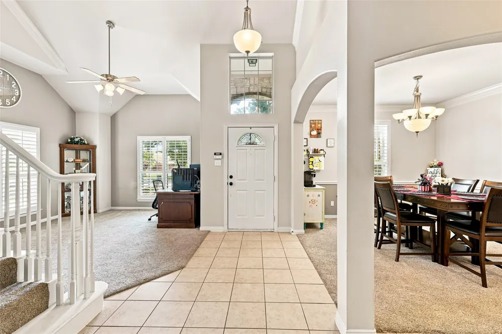 1565 Flying Jib Drive Azle, TX 76020