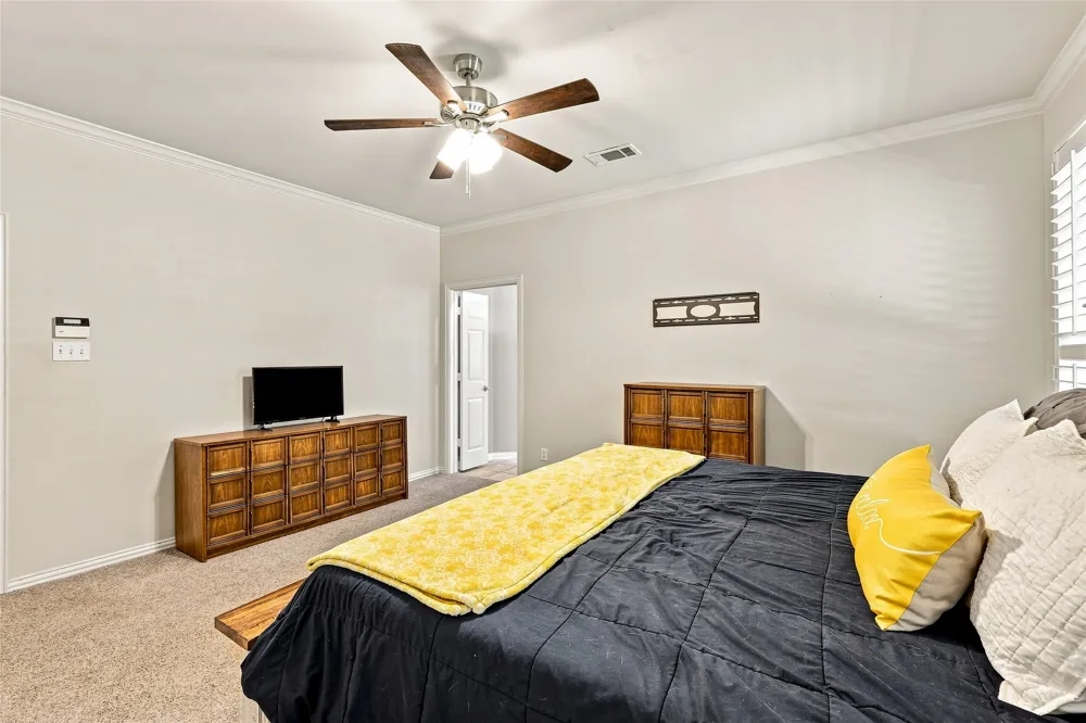 1565 Flying Jib Drive Azle, TX 76020