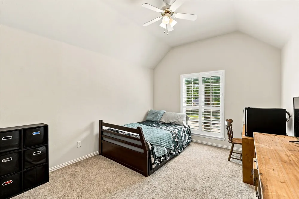 1565 Flying Jib Drive Azle, TX 76020