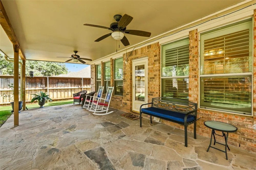 1565 Flying Jib Drive Azle, TX 76020