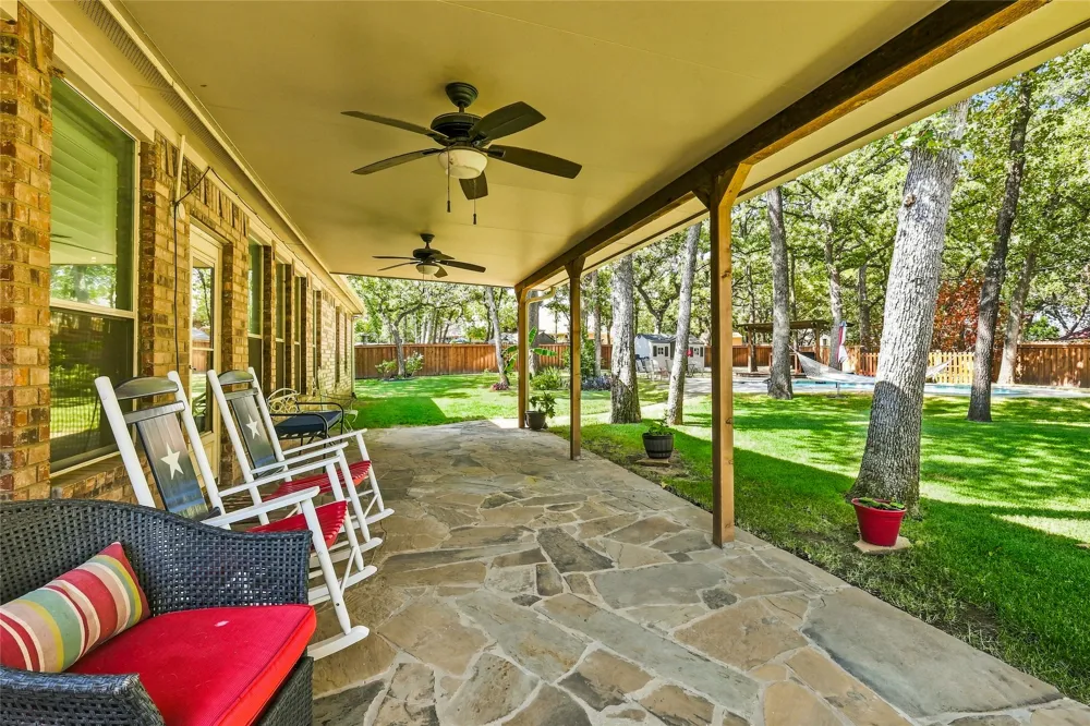 1565 Flying Jib Drive Azle, TX 76020