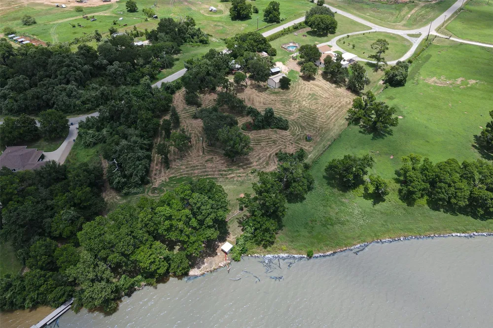 4720 Peveler Road Granbury, TX 76049