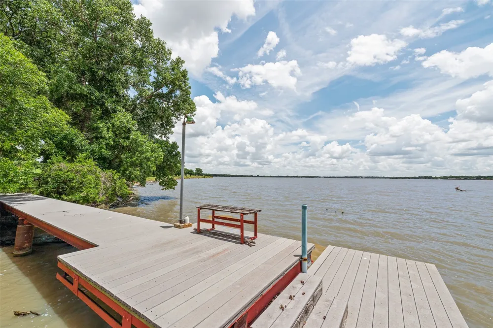 4720 Peveler Road Granbury, TX 76049