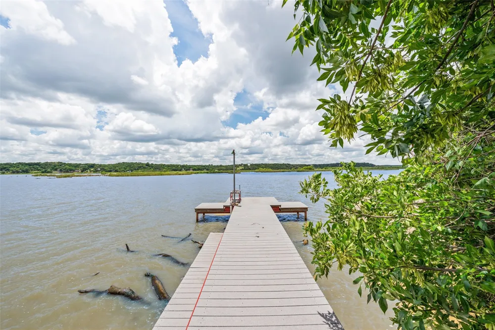 4720 Peveler Road Granbury, TX 76049