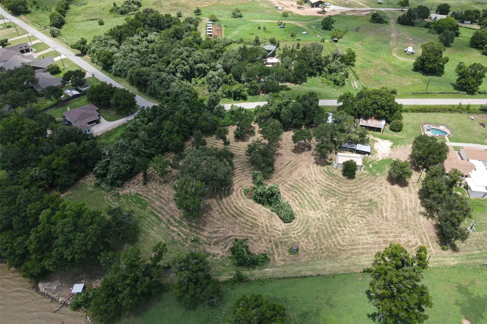 4720 Peveler Road Granbury, TX 76049