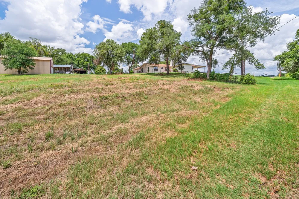 4720 Peveler Road Granbury, TX 76049