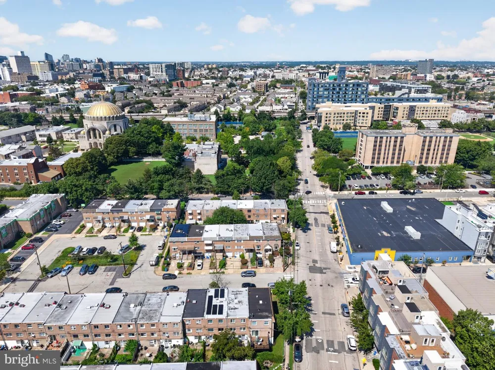 866 MARSHALL STREET Philadelphia, PA 19123