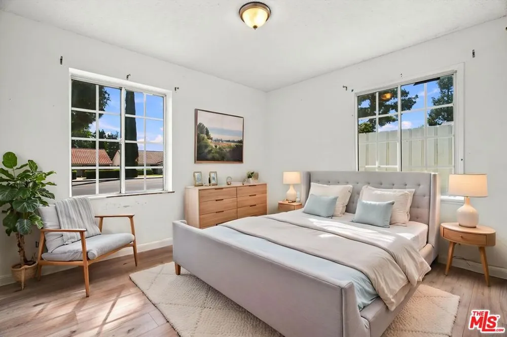 7139 Fallbrook Avenue West Hills, CA 91307