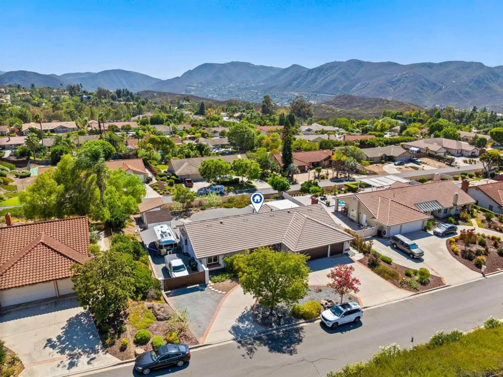 1537 Winsome Escondido, CA 92029