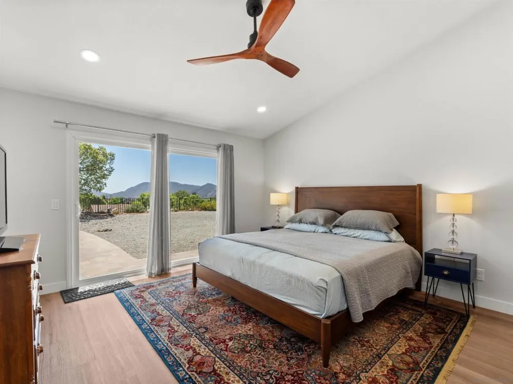 1537 Winsome Escondido, CA 92029