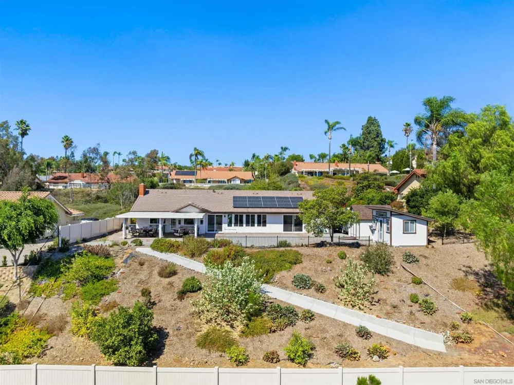 1537 Winsome Escondido, CA 92029