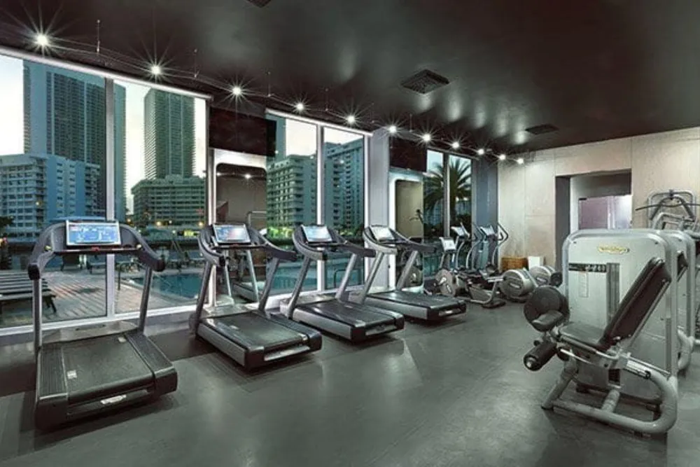 2600 E HALLANDALE BEACH BOULEVARD #T3210 Hallandale Beach, FL 33009