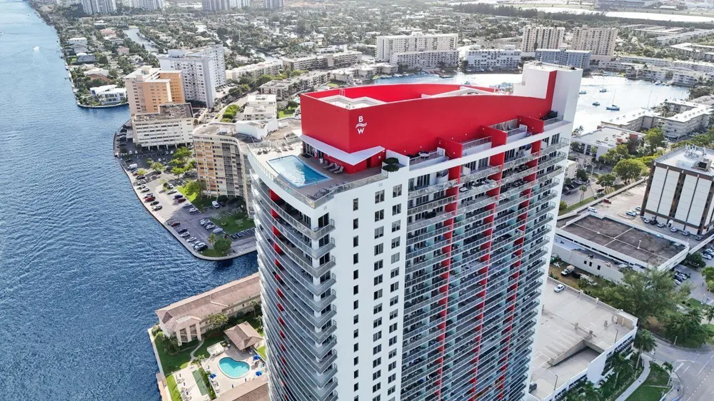 2600 E HALLANDALE BEACH BOULEVARD #T3210 Hallandale Beach, FL 33009